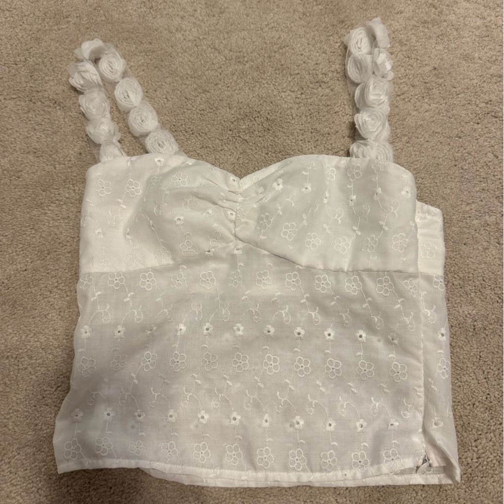 NWT Princess Polly White Floral Embroidered Women's Top